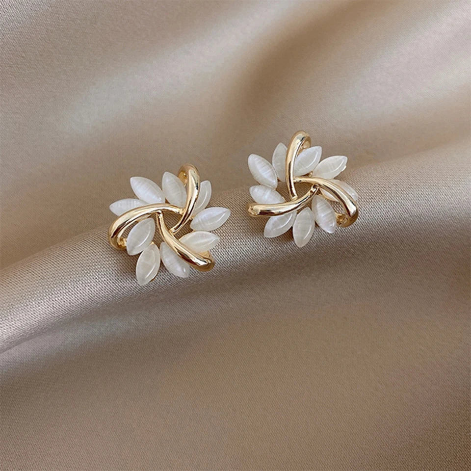 Romantic earring
