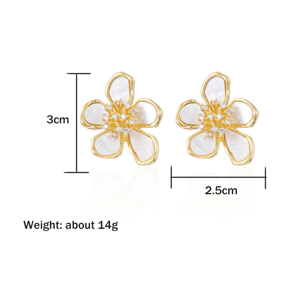 Romantic earring