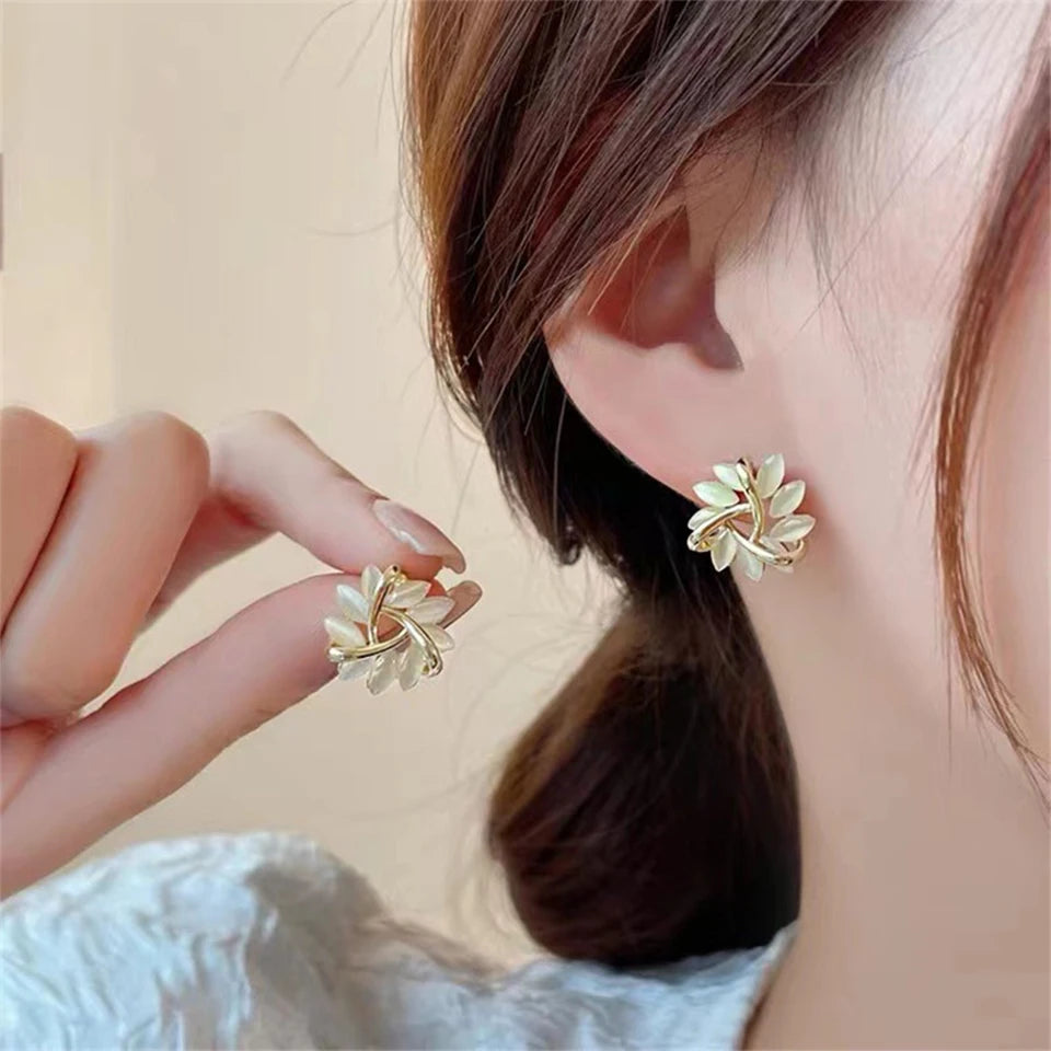 Romantic earring